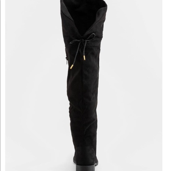 Tie back over the knee boots - Picture 4 of 4